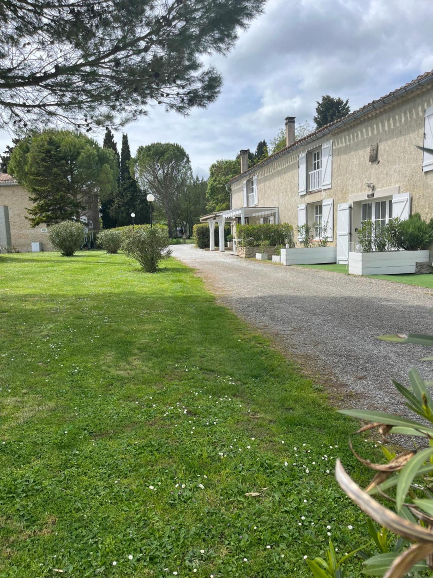 Domaine Saladry Villa Villepinte  Luaran gambar